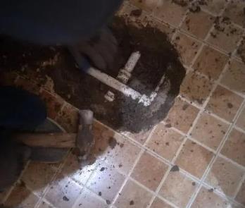 怀化卫生间漏水维修公司为您分享下卫生间渗水如何处理及注意事项
